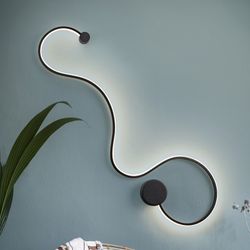 Schwarze Grafos Stahl-Wandleuchte, 94x4x28cm