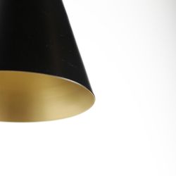 Candeeiro de parede em ferro preto e dourado, 26 x 14 x 26 cm | Beckle