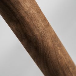 Golvlampa av mangoträ och jute i natur och ljusbrunt, 50 x 50 x 158 cm | Affe