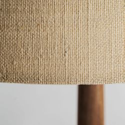 Golvlampa av mangoträ och jute i natur och ljusbrunt, 50 x 50 x 158 cm | Affe