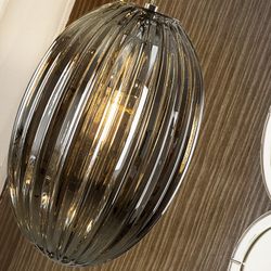 Metalowo-szklana lampa sufitowa Ovila Smoky, Ø20x31cm