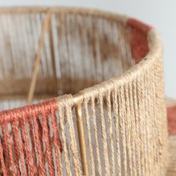 Lámpara de techo de yute en marrón y terracota, 40 x 40 x 38 cm | Izamal