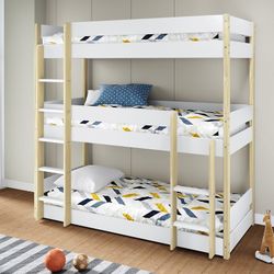 Letto a castello triplo in legno bianco e naturale, 200,4 x 107,9 x 197,6 cm | Milo