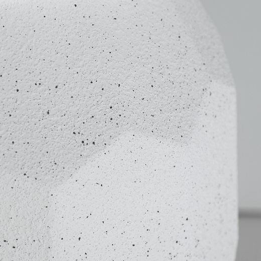 Macetero de poliresina en blanco, 42 x 42 x 82 cm | Elmur