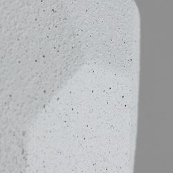 Macetero de poliresina en blanco, 45 x 45 x 46 cm | Elmur