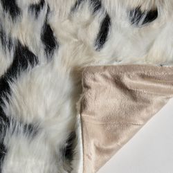 Blanket White / Black, 130x170x1cm