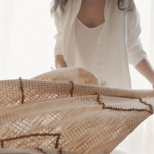 Couverture en coton beige, 130 x 170 x 1 cm | Lyre