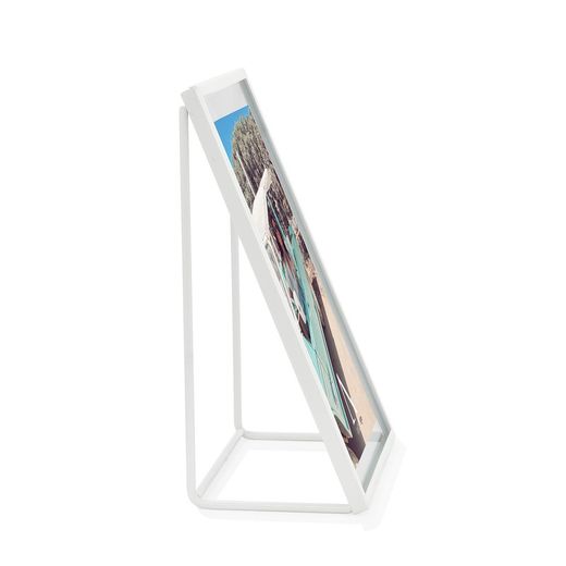 White glass and metal photo frame, 15.5 x 20.5 x 7 cm