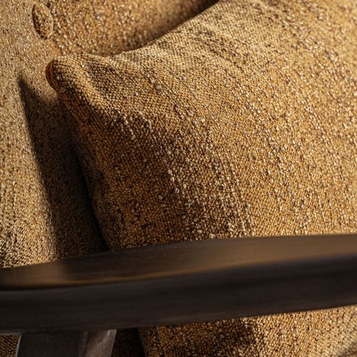 Mecedora de madera de fresno y tejido de poliéster en marrón y ocre, 62,5 x 92 x 82 cm | Kelly