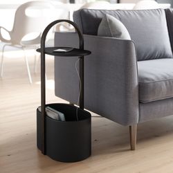 Table d'appoint en acier et eucalyptus en noir et noyer, 35 x 24 x 69 cm | Bellwood