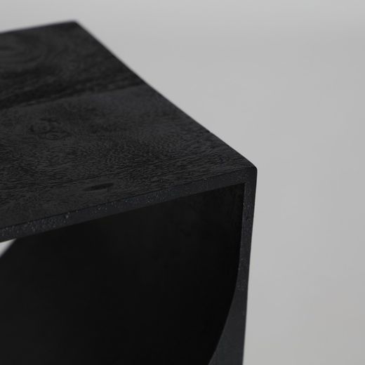 Table d'appoint en manguier noir, 35 x 30 x 55 cm | Kirila