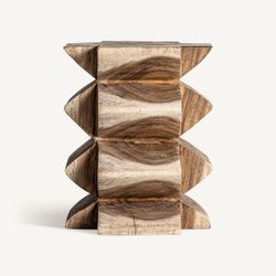Mesa auxiliar de madera de suar en natural, 40 x 40 x 50 cm | Sakalli