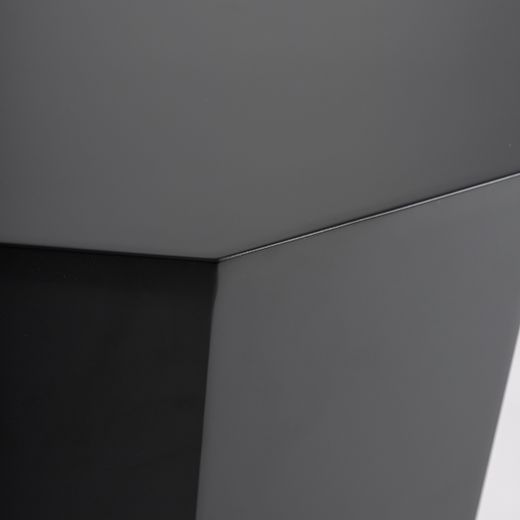 Mesa auxiliar de madera en negro, 40 x 40 x 45 cm | Friesach