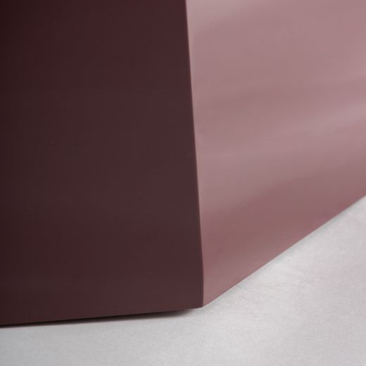 Mesa auxiliar de madera en rojo, 50 x 50 x 55 cm | Bled