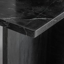 Mesa auxiliar de mármol en negro, 51 x 25 x 53 cm | Marquina