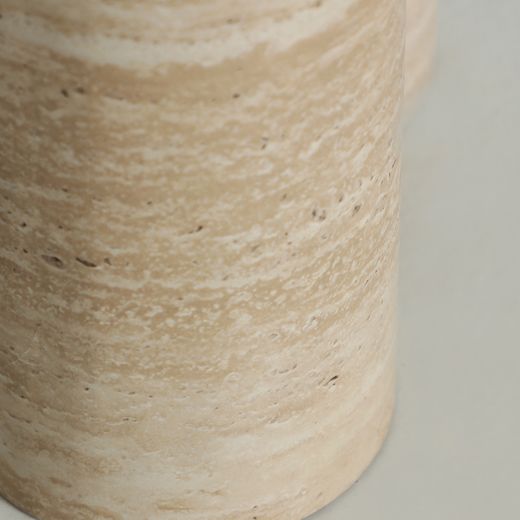 Mesa auxiliar de mármol sintético en beige, 55 x 55 x 55 cm | Lambesc