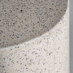 Τραπεζάκι λευκό terrazzo, Ø 40 x 50 cm | Αλμπένγκα
