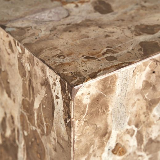 Table d'appoint Grov en marbre beige, 30 x 30 x 59 cm