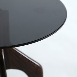 Runder Beistelltisch aus Hartglas und Mangoholz in Schwarz und Braun, 50 x 50 x 47 cm | Bickerton