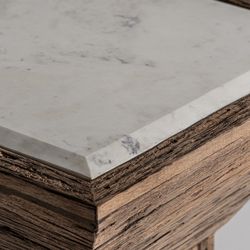 Samsun sidebord lavet af genbrugt fyrretræ i natur/hvid, 50 x 50 x 61 cm