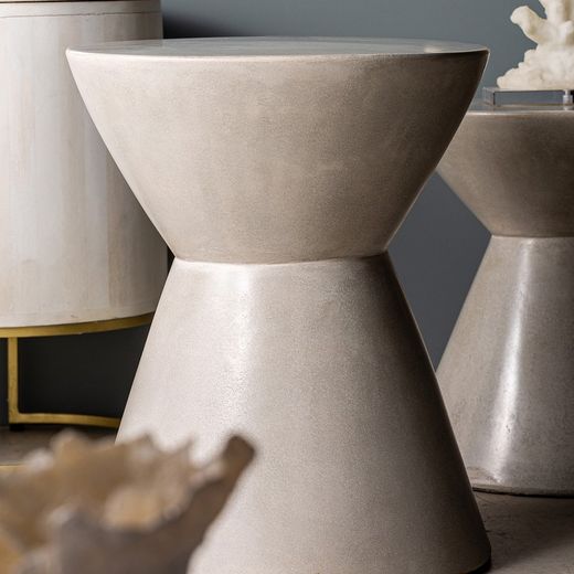 Table d'appoint Telfs en ciment gris, 48 ​​x 48 x 57 cm