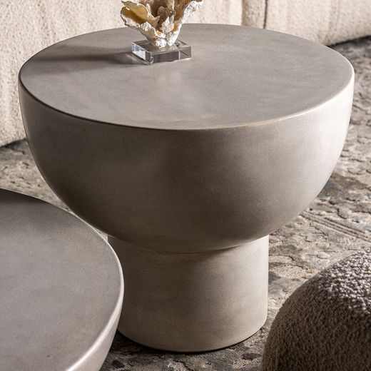 Table d'appoint Telfs en ciment gris, 56 x 56 x 50 cm