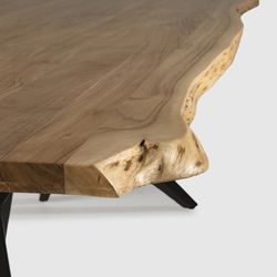 Acacia and metal dining table in natural and black, 200 x 100 x 76 cm | Mudri