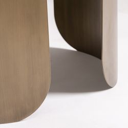 Vimperk spisebord i natursintret sten, 150 x 150 x 75 cm