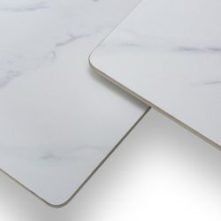 Vierkante salontafel van kunststeen en metaal in zwart en wit, 80 x 80 x 43 cm | Merve