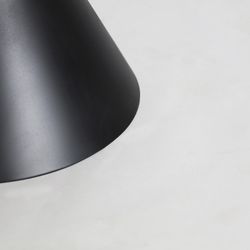 Salontafel van beuken en ijzer in naturel en zwart, Ø 80 x 40 cm | Amilly