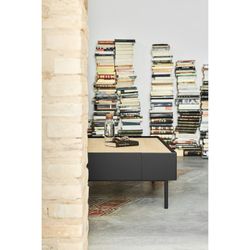 Couchtisch aus Holz in Schwarz und Eichenfarbe, 110 x 60 x 34 cm | Rand