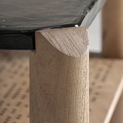 Mesa de centro de madera y cristal en marrón, 90 x 90 x 41 cm | Jacquard