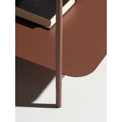 Table basse en métal couleur terre cuite, 73,4 x 70 x 40 cm | Beatrix