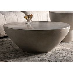 Telfs Couchtisch aus grauem Zement, 90 x 90 x 34 cm