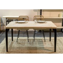 Esstisch aus Eichenholz und Metall in Natur und Schwarz, 140 x 80 x 76 cm | Mond