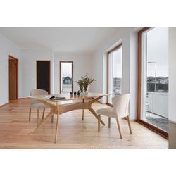 Dining table in mdf and oak veneer finish, 180 x 95 x 75cm