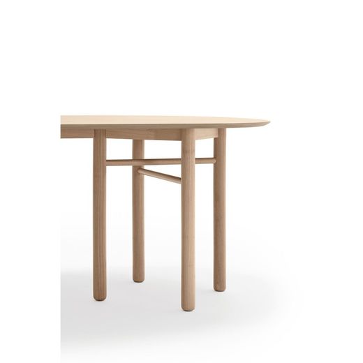 Oval dining table made of light natural wood, 200 x 100 x 75 cm | Junco