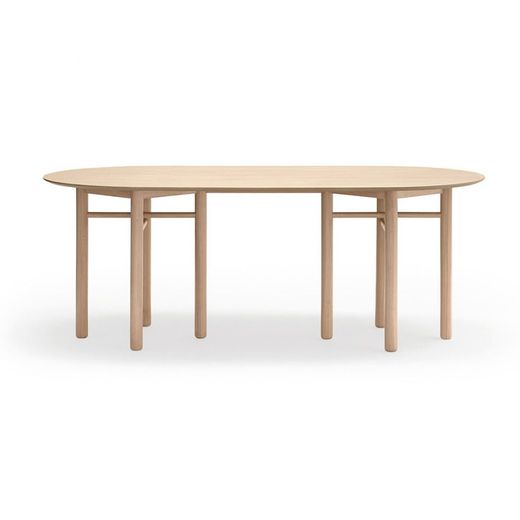 Oval dining table made of light natural wood, 200 x 100 x 75 cm | Junco