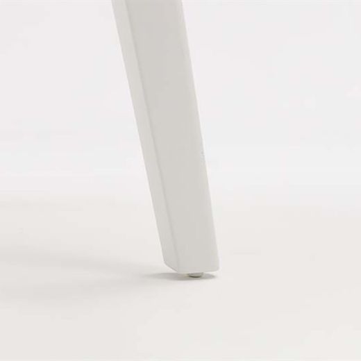 Aluminum, porcelain, and rope garden dining set in white and greige | Nelayan