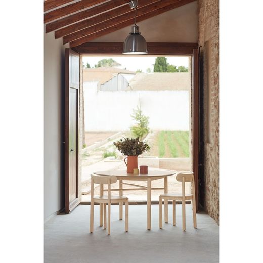Round wooden dining table in light natural color, 120 x 120 x 75 cm | Junco