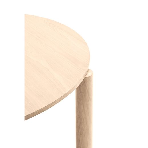 Round dining table in light natural wood, 125.3 x 120 x 75.2 cm | Atlas