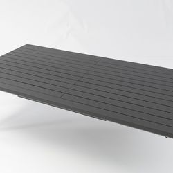 Garden dining set in anthracite aluminum | Noosa + Broome