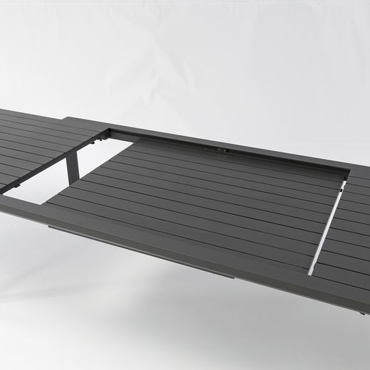 Garden dining set in anthracite aluminum | Noosa + Broome