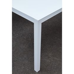 Rectangular aluminum and glass table in white, 160 x 90 x 74 cm | Adin