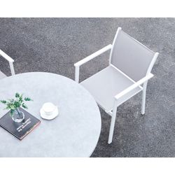 Round aluminum and glass table in white and light gray, 110 x 110 x 75 cm | Jenner