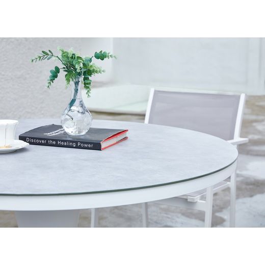 Round aluminum and glass table in white and light gray, 110 x 110 x 75 cm | Jenner
