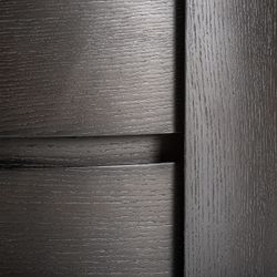 Mesita de noche de madera y piedra en negro, 60 x 41 x 48 cm | Zofingen