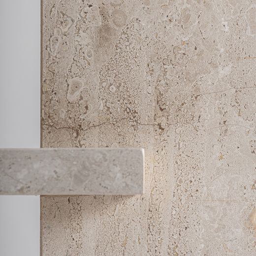Mesita de noche de piedra en beige, 40 x 35 x 51 cm | Korba