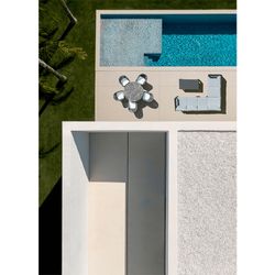 Aluminum and olefin garden sofa set in anthracite and gray | Nyland