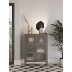 Sidobord i metall och härdat glas i mocka, 70 x 40 x 100 cm | Layna